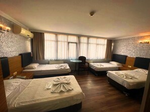 Chambre Quadruple Classique