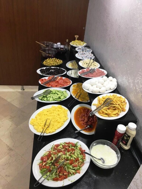 Petit déjeuner buffet compris tous les jours