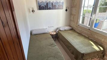 2 slaapkamers, reisbedje, gratis wifi