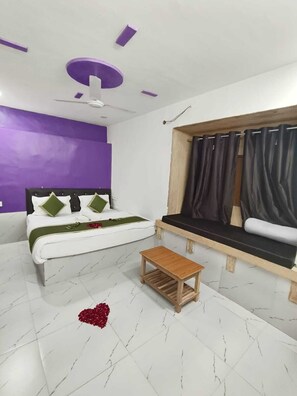 Deluxe Room | Free WiFi