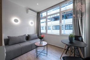 Standard Studio, Kitchenette | Living area - V1 Residences, Nilie Hospitality MGMT (Thessaloniki)