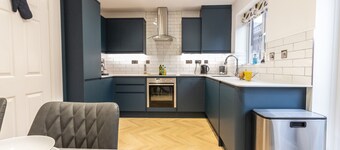 Charming Home in Bromsgrove: Perfect for Groups