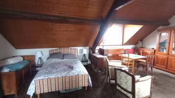 5 camere, ferro/asse da stiro, Wi-Fi, lenzuola