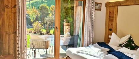 Design-Apartment, Bergblick