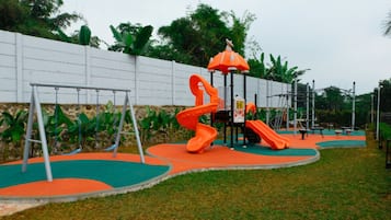Children's play area - outdoor