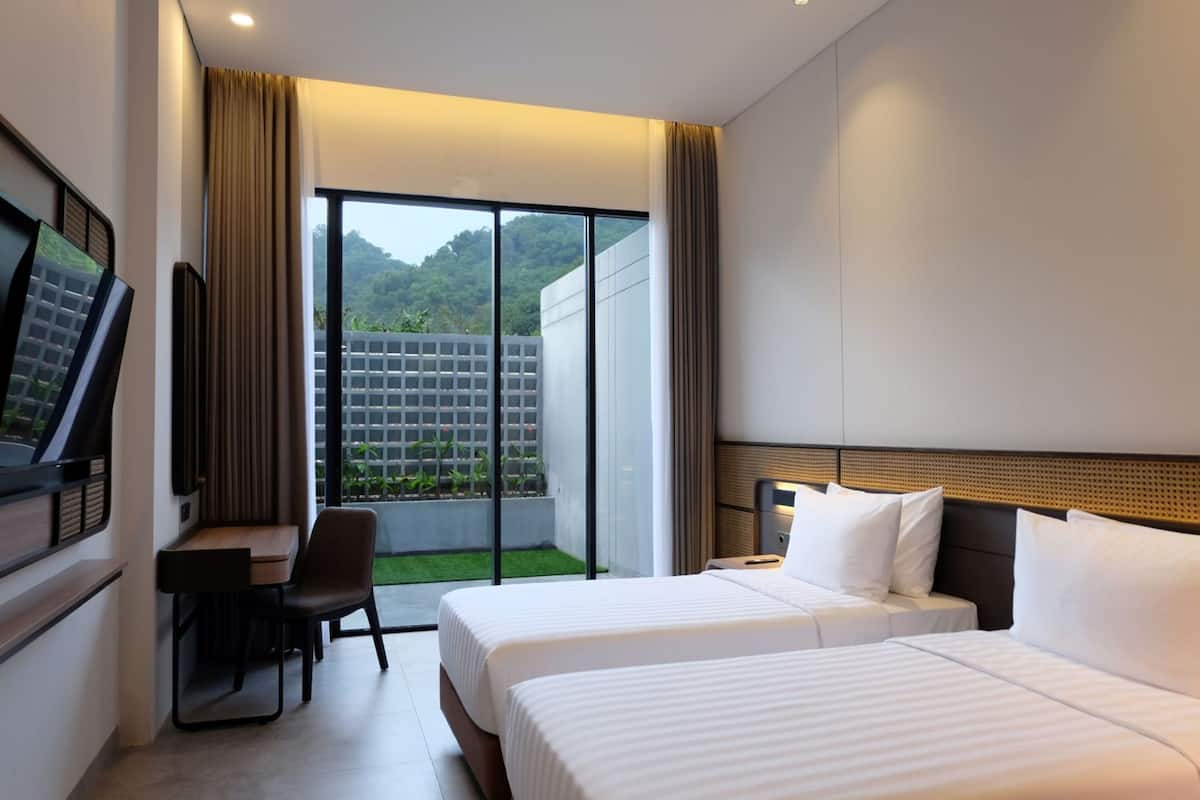 Superior Terrace Garden Twin | 1 bilik tidur, bar mini, meja, Wi-fi percuma