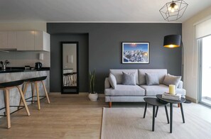 TV, stereo, offices