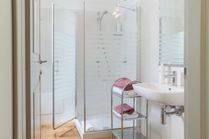 Apartment, Lake View | 2 bedrooms, premium bedding, down comforters, iron/ironing board - Lakefront Contemporary (Griante)