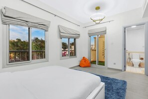 3 室のベッドルーム、アイロン / アイロン台、WiFi、ベッドシーツ