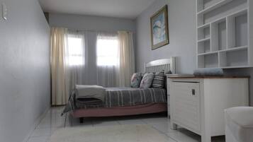 1 habitación, wifi y ropa de cama