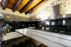 House | 5 bedrooms