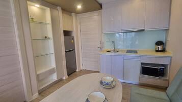 Superior Room | In-room dining