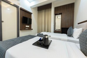 Free WiFi, bed sheets