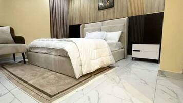 1 bedroom, WiFi, bed sheets