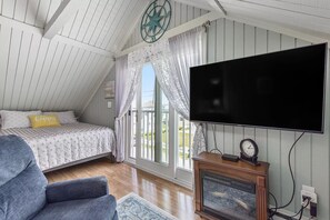 Apartment - Private Condo w Ocean Views Next to Beach (Hampton)