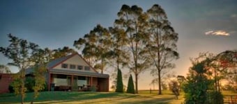 Bluebush Estate - 11 Bedrooms - In the heart of Lovedale Hunter Valley!