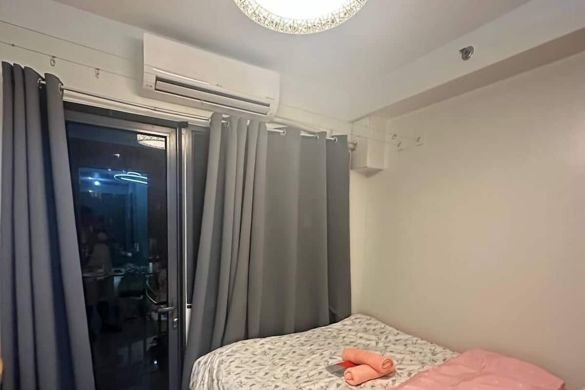 SHORE2 Residences Near moa, facing swimming pool | 1 bedroom, individually decorated, soundproofing, free WiFi