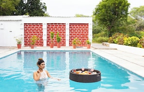 Piscina all'aperto