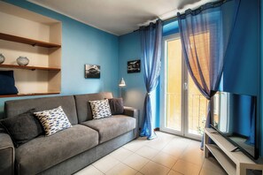 Apartment, Patio, Garden View | 1 bedroom, premium bedding, down comforters, iron/ironing board - Lemon Tree (Laglio)