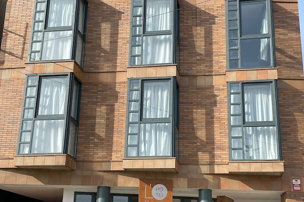 Façana frontal de l'allotjament