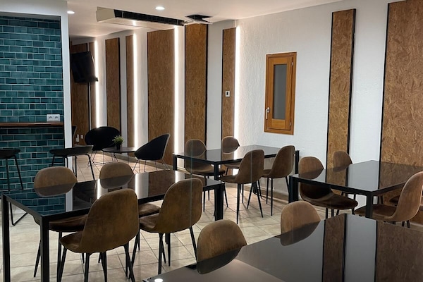 40-inch Smart TV with satellite channels