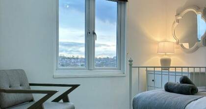 Cardiff/Pernath Home2