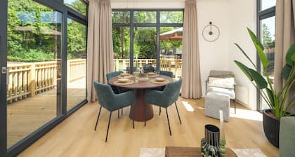 Where luxury and space come together â Mamer Lodge.