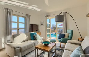 Smart TV, fireplace - Villa with pool in Istria for 8 persons, with a wonderful panoramic view  (Vižinada)
