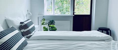 Departamento, 1 habitación, vista al jardín | Vista al jardín