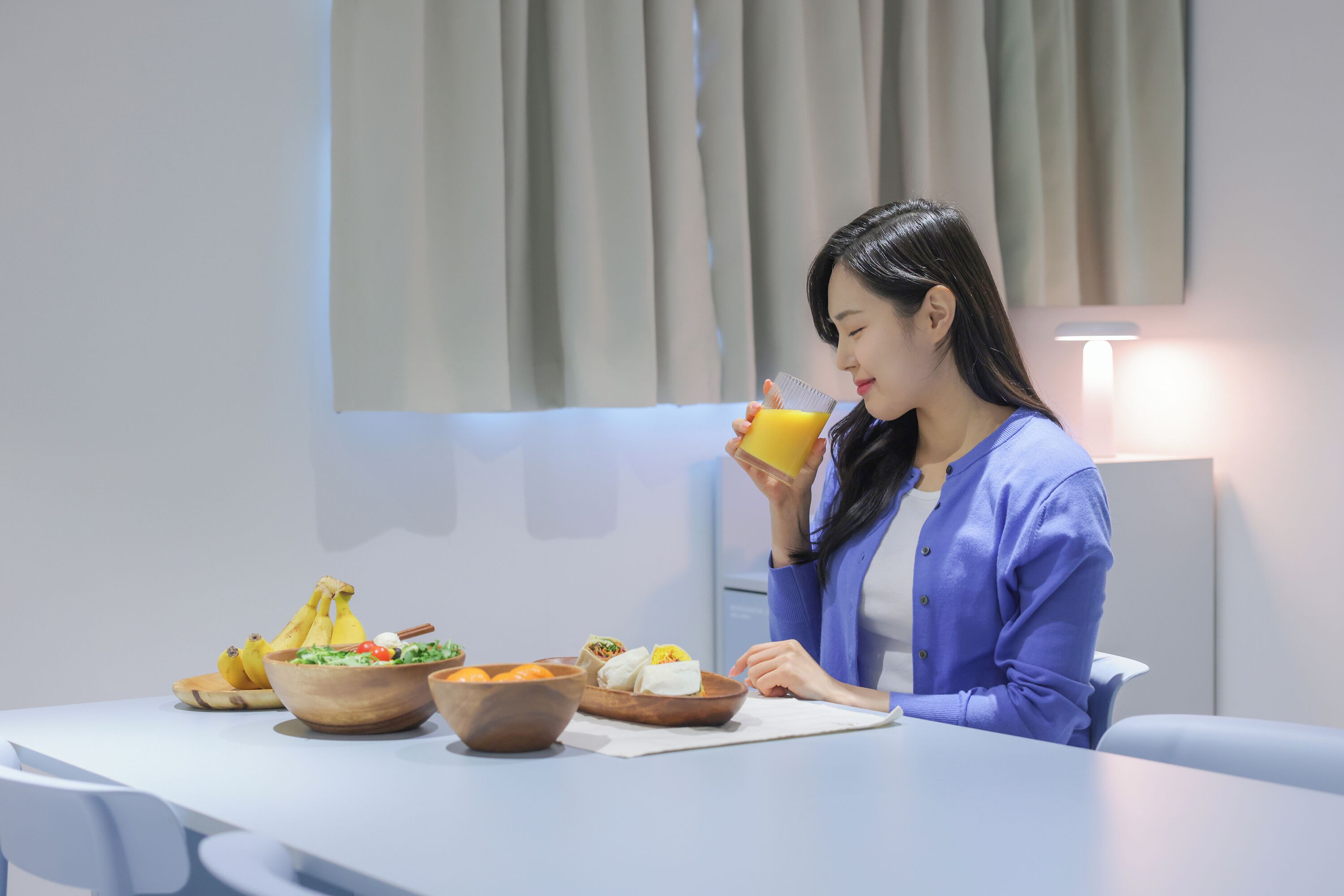 Lounge | Premium bedding, laptop workspace, soundproofing, free WiFi