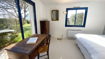 4 bedrooms, free WiFi