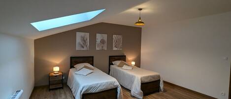 3 chambres, Wi-Fi gratuit, draps fournis