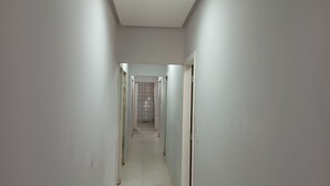 Desk, laptop workspace, free WiFi - Hotel Toronto  (Paragominas)