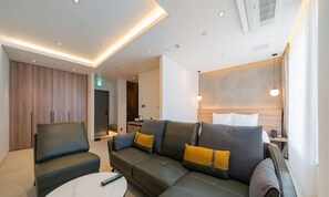 Habitación Deluxe doble | Decoración individual, mobiliario individual, wifi gratis y ropa de cama