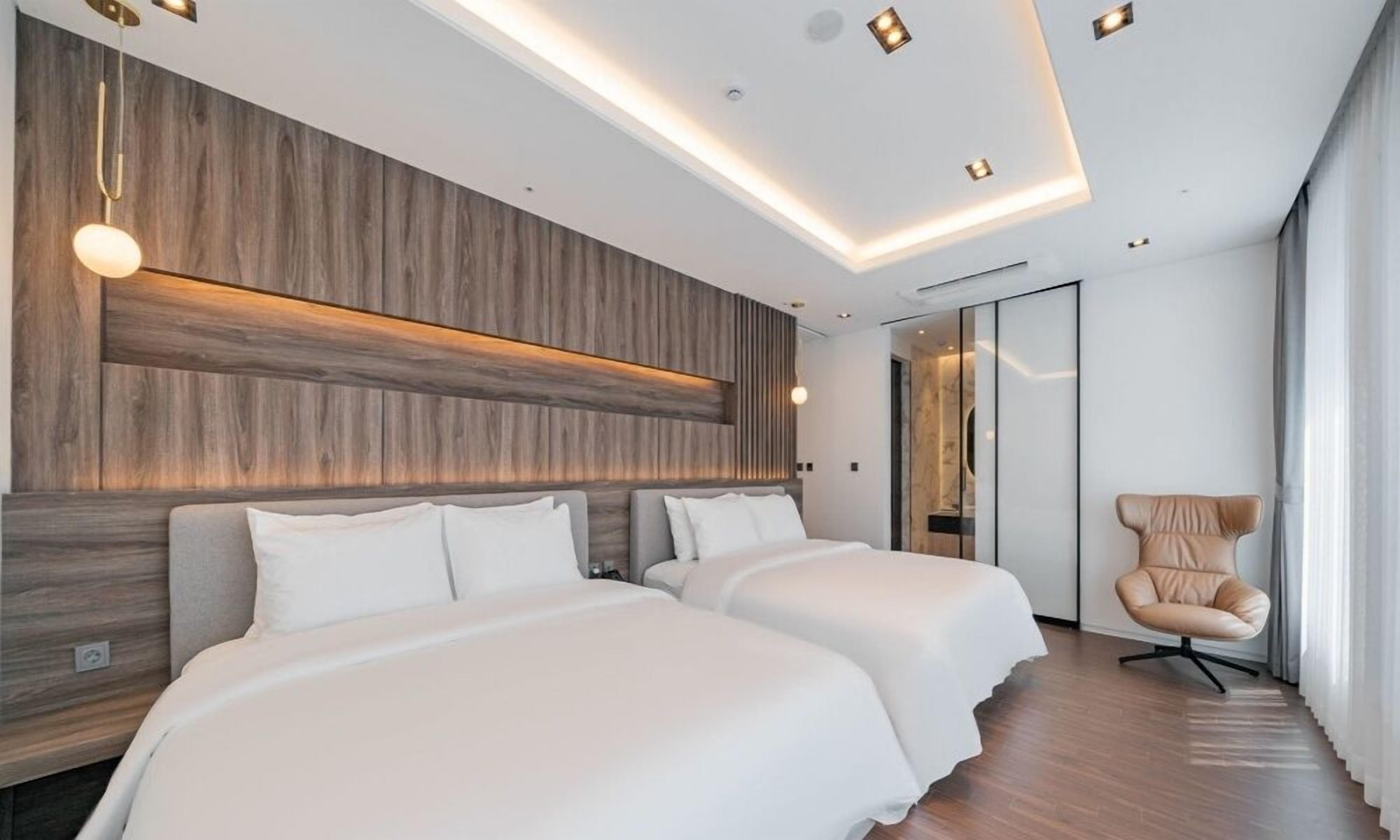 Family Room | Individually decorated, individually furnished, free WiFi, bed sheets