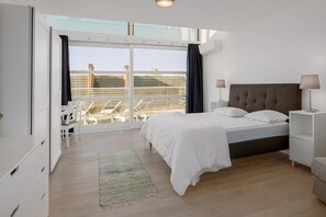 4 camere, Wi-Fi gratuito