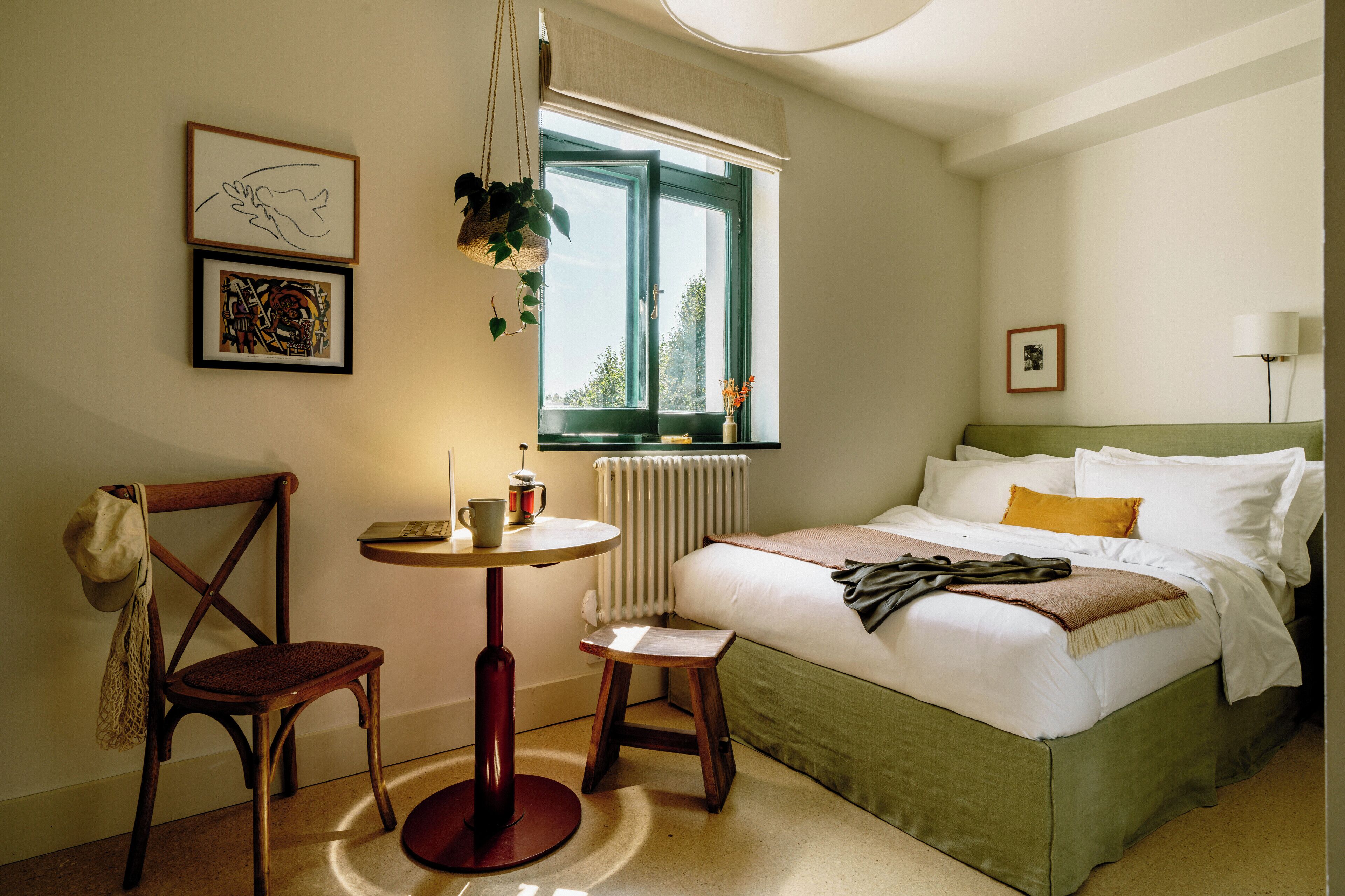 Classic Plus Studio | Free WiFi