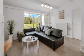 TV - 2 bedroom accommodation in Oostduinkerke (Oostduinkerke)