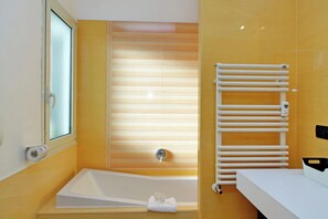 Appartement, vue ville | Salle de bain