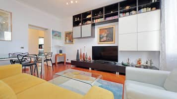 Appartamento, vista città | Area soggiorno