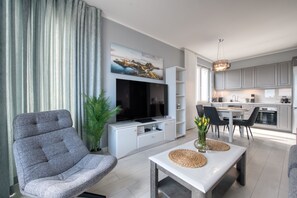 Deluxe Apartment, Balcony | Living room | Flat-screen TV - Apartamenty NEXO - Puck by Q4Apartments  (Puck)