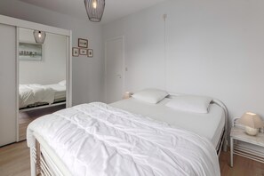 3 bedrooms, free WiFi - 3 bedroom accommodation in Oostduinkerke (Oostduinkerke)