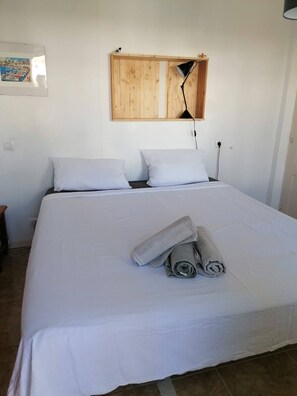 2 bedrooms, free WiFi, bed sheets - 3.4 - Sea view apartment in Fornells (Ses Salines)
