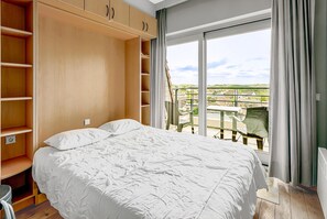 2 bedrooms, free WiFi
