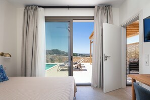 5 bedrooms, iron/ironing board, travel cot, free WiFi