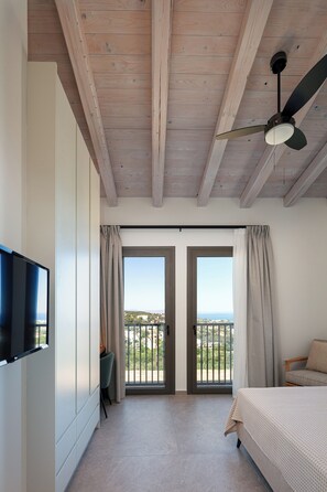 5 chambres, fer et planche à repasser, lit parapluie, Wi-Fi gratuit