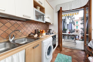 Appartement, fumeur | 2 chambres, bureau