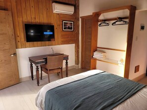 Room, 1 Bedroom, Smoking, Private Pool