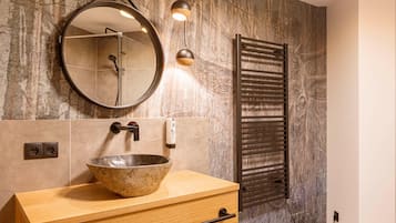 Apartment | Bathroom