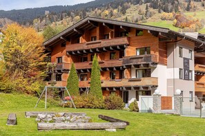 Exterior - Modern Suite Directly on the ski Slope (Saalbach-Hinterglemm)